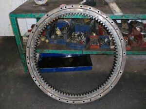 Forgókorona caterpillar 312 kotrógéphez