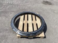 Forgókorona Caterpillar 330B kotrógéphez