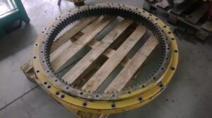 Forgókorona hitachi ex750 kotrógéphez