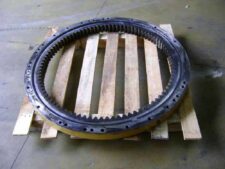 Forgókorona Caterpillar M312 kotrógéphez