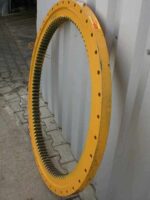 Forgókorona Caterpillar E320 kotrógéphez