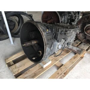 Zf 16s2320td kézi sebességváltó palettán, oldalsó nézet
