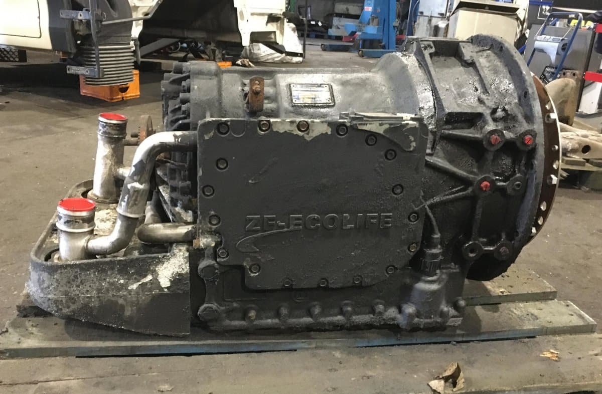 ZF EcoLife 6AP1400B sebességváltó doboz