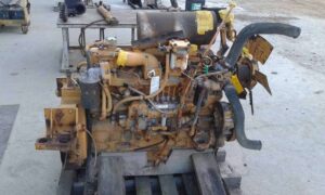 Komatsu 6d105-1 motor eladó – használt, jó állapotban