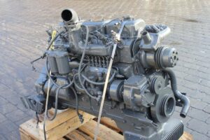 Steyr 6 hengeres, 120 le motor eladó