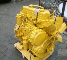 Használt, sárga festésű Ford targonca motor
