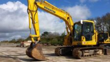 Komatsu PC138US-8 bontott alkatrészek