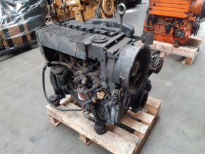 Deutz bf4l2011 motor – ipari gépekhez használt