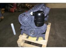 Deutz F6L912D motor, 12 db, fa raklapon, raktárban