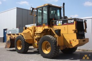 Caterpillar 924f homlokrakodó bontás