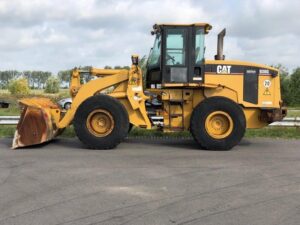 Eladó caterpillar 938g buldózer-rakodó – alkatrészek elérhetők