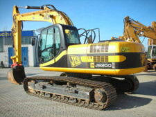 JCB JS200 kotrógép bontásra