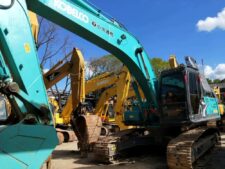 Kobelco SK260 kotrógép bontás