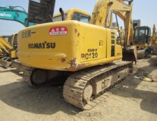 Komatsu PC120 kotrógép bontás