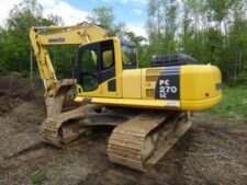 Komatsu PC270LC kotrógép alkatrész szétbontás