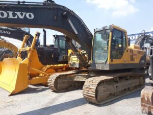 Volvo ec330 kotrógép bontott alkatrészek és elérhető komponensek