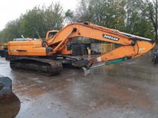 Doosan DX255LC kotrógép bontott alkatrészek
