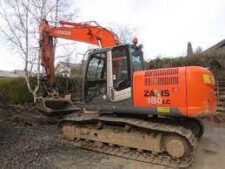 Hitachi ZX180LC-3 kotrógép bontás
