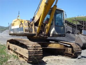 Komatsu pc240lc-5 kotrógép bontott alkatrészek és komponensek elérhetők