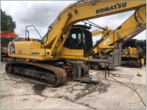 Komatsu pc210 lc-8 2014 kotrógép alkatrész bontás