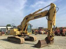 Komatsu PC240NLC-8 kotrógép alkatrész szétbontás