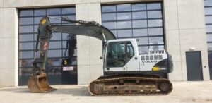 Volvo ec180blc kotrógép bontás