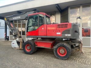 Volvo ew180c kotrógép bontás