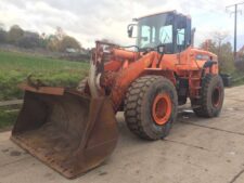 Daruzókanál Doosan DL300 homlokrakodóhoz