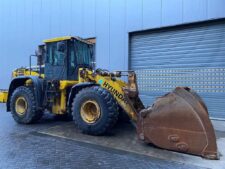 Alkatrészek Hyundai HL 760-9 homlokrakodóhoz