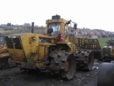 Bulldózer Caterpillar 826C bontásra