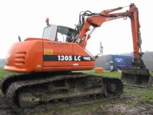 Atlas 1305 lc kotrógép bontott alkatrészek – használt géprész