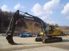 Volvo EC240 kotrógép – Alkatrészek és bontás