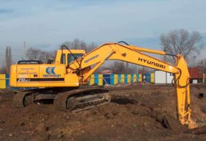 Hyundai r210lc-7 kotrógép bontásra