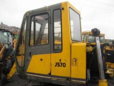 JCB JS70 kotrógép kabin bontáshoz