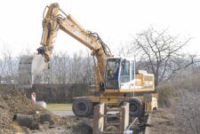 Liebherr A912 kotrógép bontásra