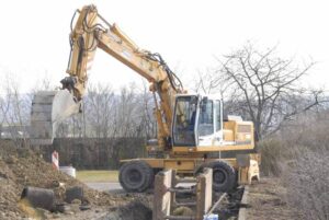 Liebherr a912 kotrógép bontásra