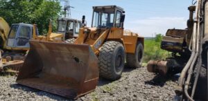 Liebherr l541 homlokrakodó bontott alkatrészek
