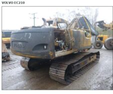 Volvo EC210 kotrógép bontása