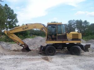 Caterpillar 212 kotrógép bontásra – használt gépek