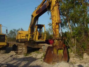 Alkatrészek komatsu kotrógépekhez pc220-2, pc300lc-6, pc340-6k, pc400-lc6