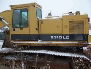 Alkatrész bontás caterpillar 231d lc kotrógéphez