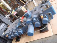 Rexroth M8-1270-00 hidraulikus elosztó