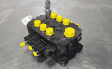 Volvo L30 hidraulikus elosztó