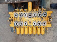 Liebherr 932LI vezérlőelosztó