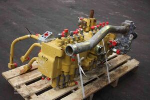 Hidraulikus elosztó caterpillar 320c kotrógéphez