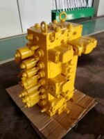 Komatsu PC300-11 hidraulikus elosztó