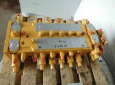 Liebherr 900B hidraulikus elosztó