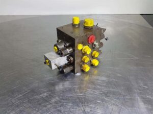 Hidraulikus elosztó yanmar vio 25-4 minikotróhoz