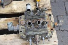 Hidraulikus elosztó Volvo LM846-hoz