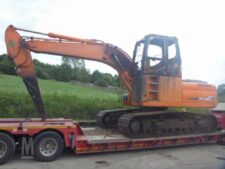 Doosan DX225LC lánctalpas kotrógép – használt